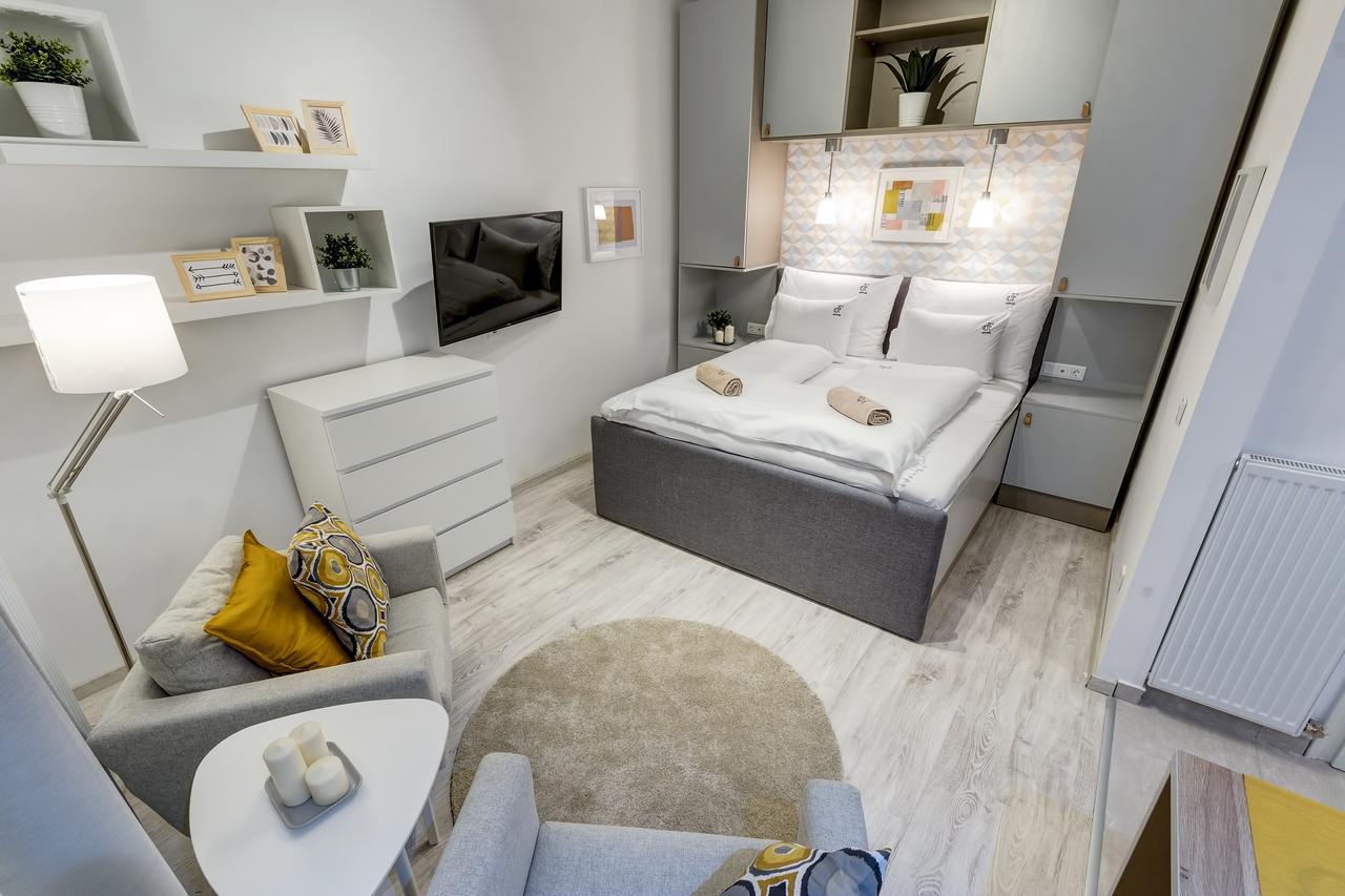 d.Five Riverside Deluxe Apartment Budapest Extérieur photo